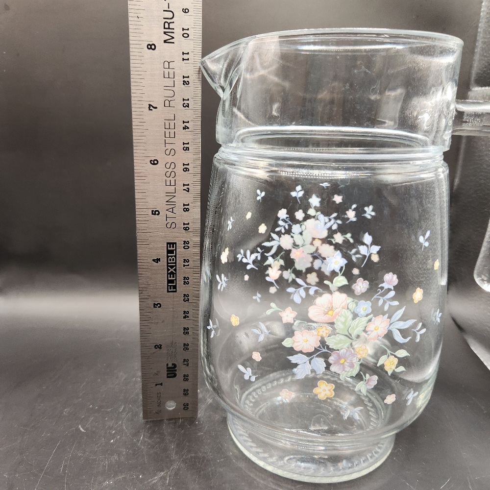 Vintage Arcoroc Glass Pitcher Dainty Pink/Blue Flowers France 48 Ounce - Picture 5 of 8